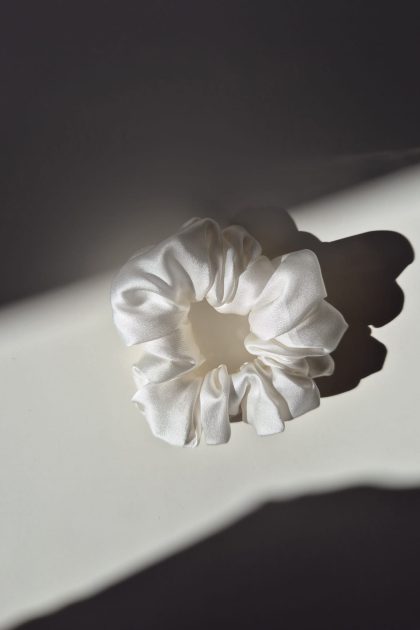 Jedwabna frotka do włosów śmietankowa -Mini